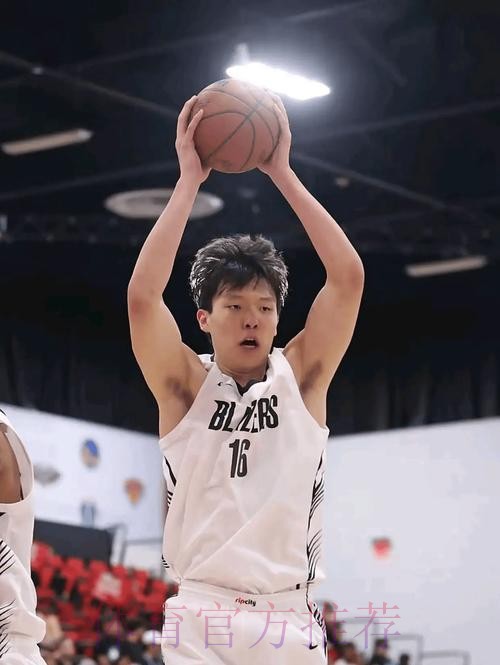 13分逆转！开拓者末节34-15击溃火箭，杨瀚森隐形贡献成关键